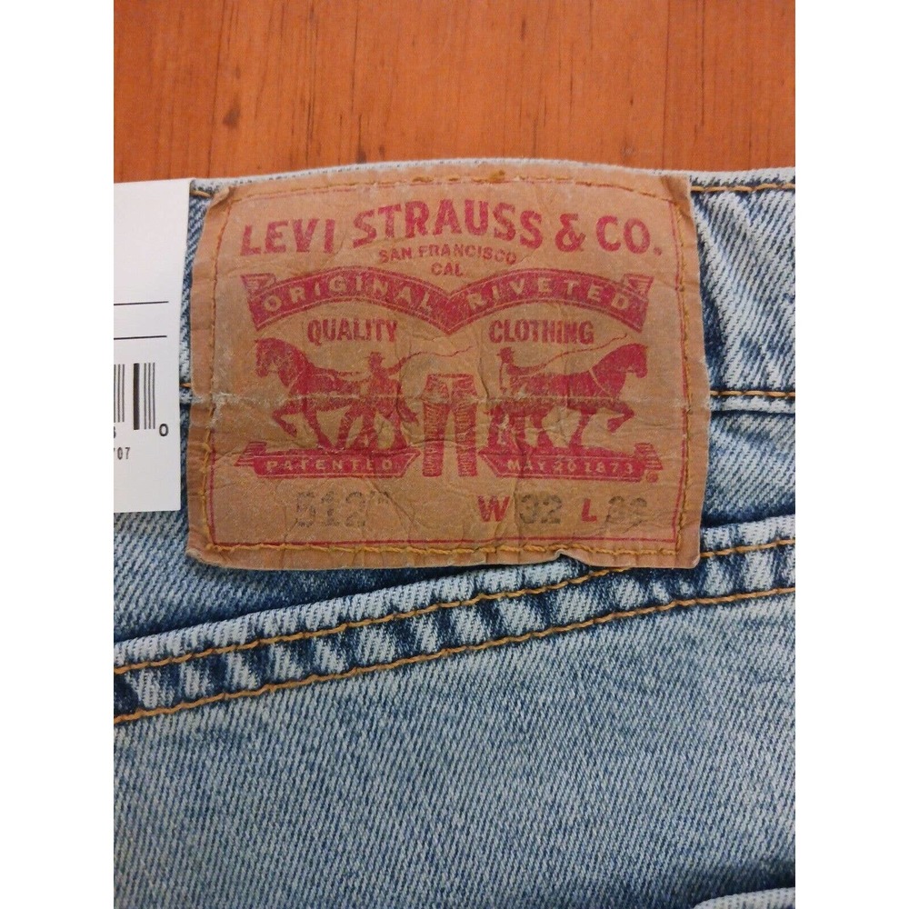 Levi's Men's 512 Slim Taper Fit Jeans NWT distressed Light Wash 32x36 - Picture 6 of 11